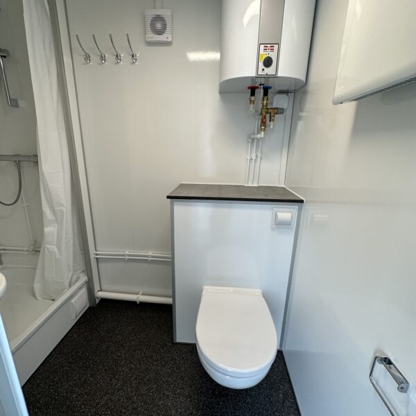 badeværelse-med-brus